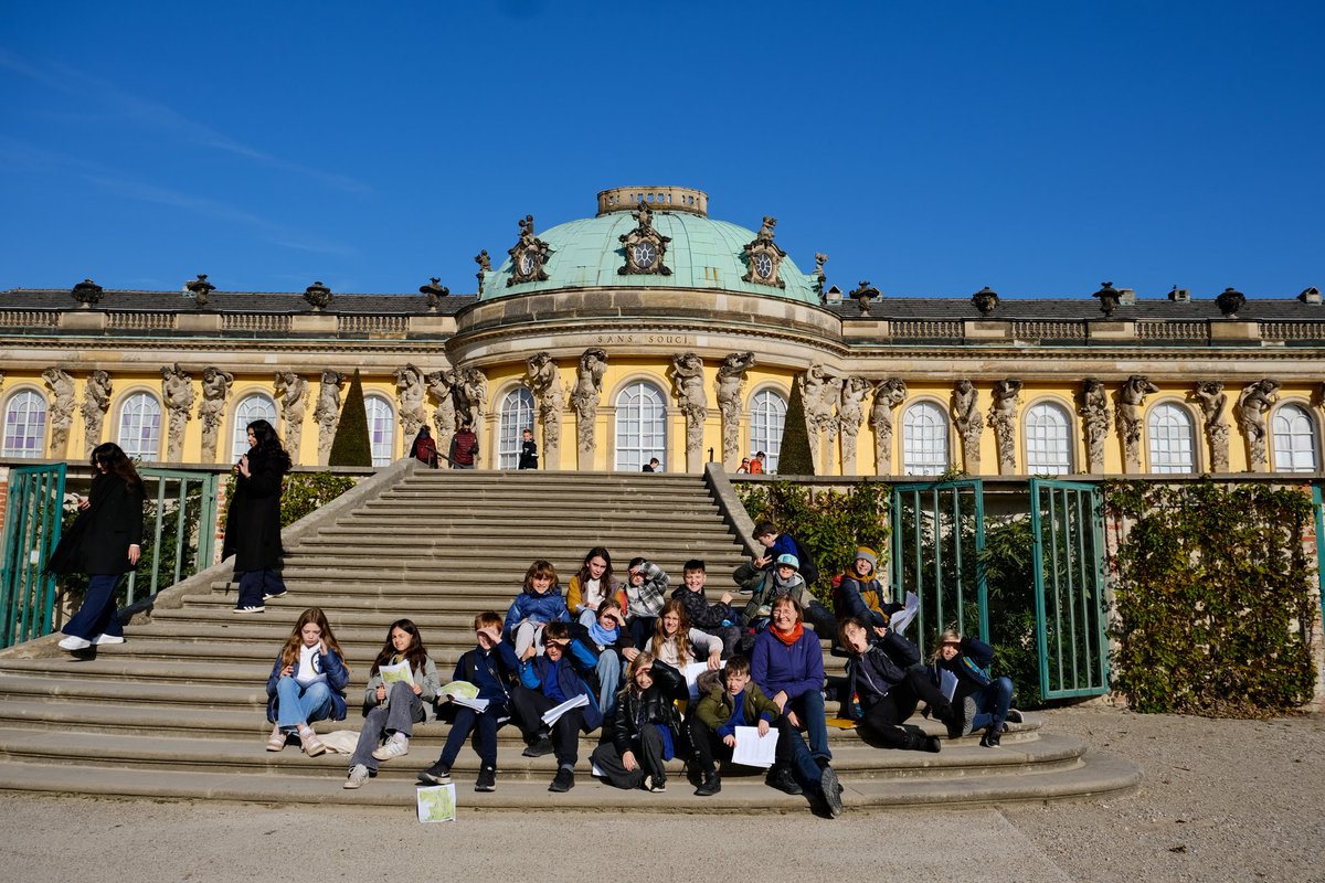 A orienteering activity at Sanssoussi Palace, Black Light Theatre, a party buffet and another birthday. What a busy last day! #Potsdam2024