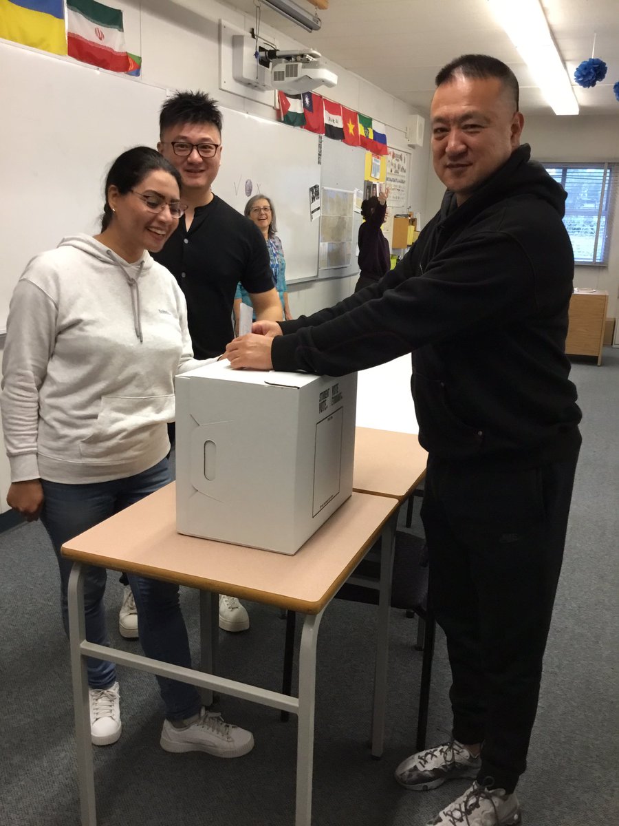 LINCWindsor's tweet photo. Windsor Neighbourhood Learning Centre LINC students are voting @CIVIX_Canada! Thanks LINC 6/7 for organizing and running the Student Vote.#StudentvoteBC https://t.co/L4LnlmhgNi