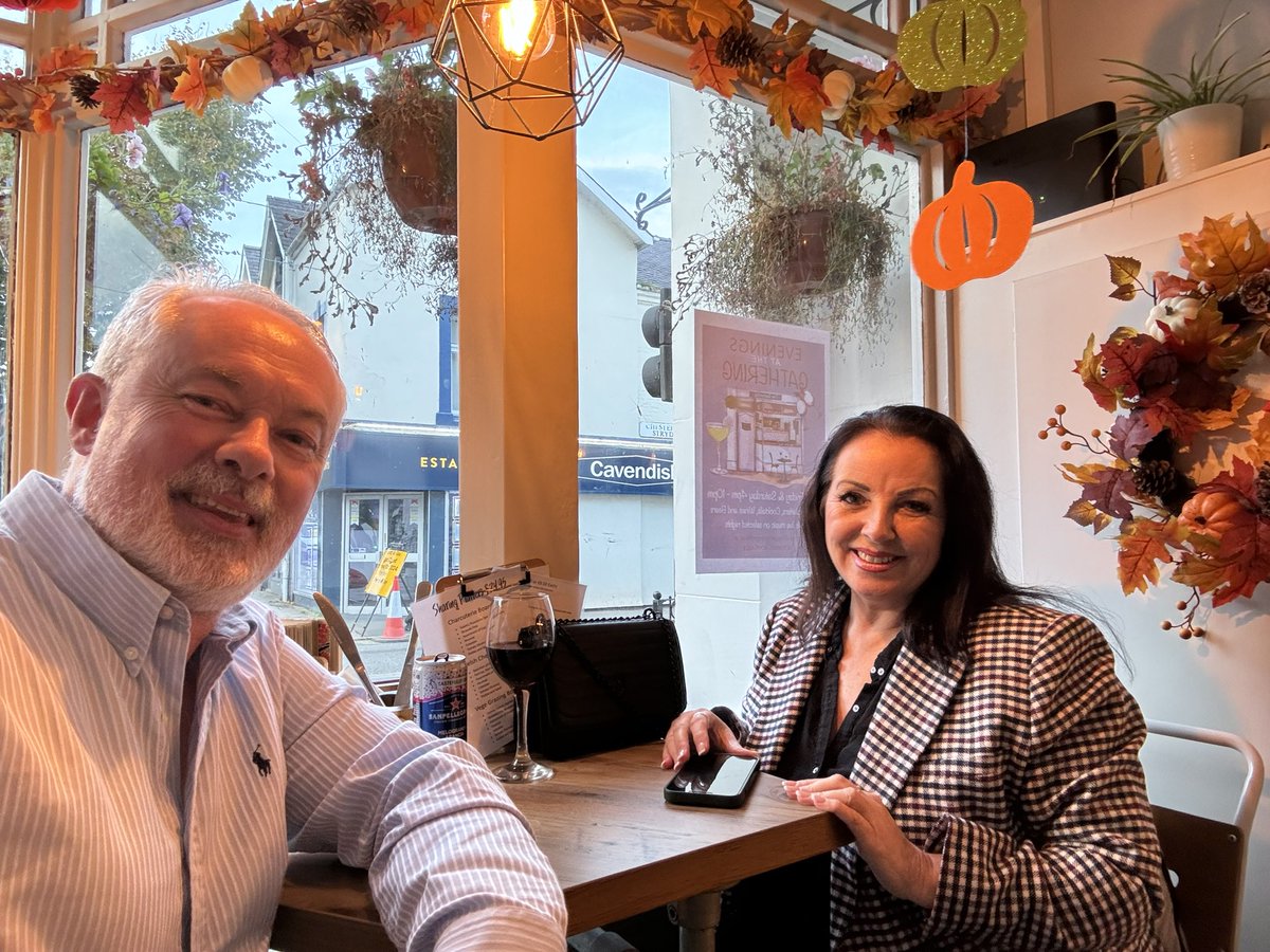 NWalesSocial's tweet image. #NWalesHour 
#WeekendVibes 
#outout 

It's grazing time at the @GatheringMold again this Friday and Saturday evening, a mixture of the 3 boards on one platter, it’s a great way to catch up with friends, we had a fantastic evening 🍷🥘🎉