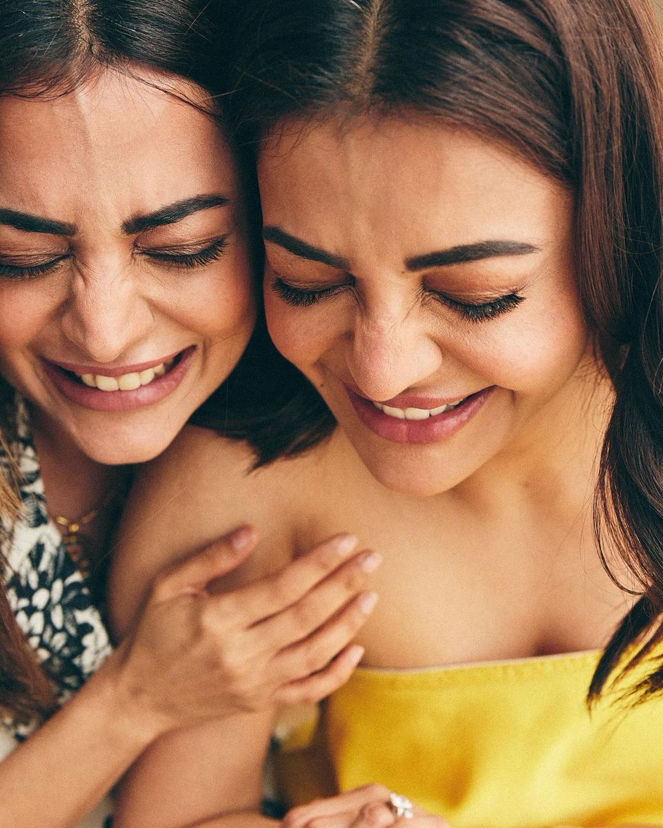 Queen's celebration via insta ❤️🎊, glad to see these unseen, memories of you both 🤩 #HBDNishaAggarwal <a href="/AggNisha/">Nisha Aggarwal</a> <a href="/MsKajalAggarwal/">Kajal Aggarwal</a> 👻

#KajalAggarwal