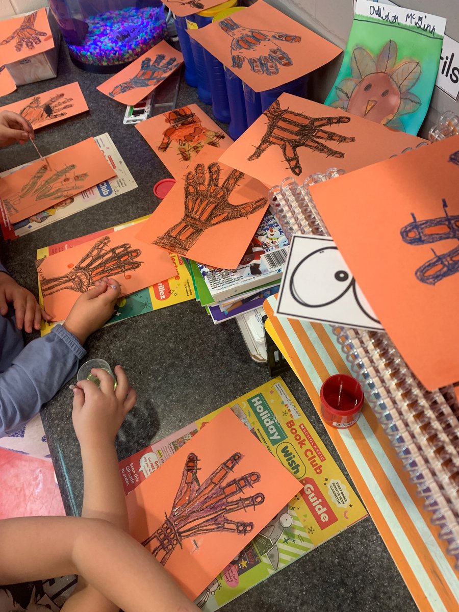 April Brett 👩🏻🏫 tweet media