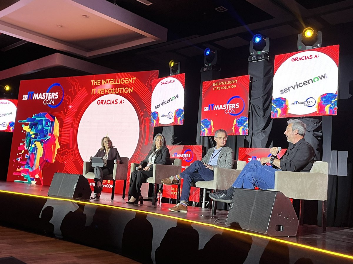 _MarOch's tweet photo. Panel “Los retos del trabajo híbrido”, en donde escuchamos a Claudia Galindo, Claudio Vivian y @alonsoyanez. Modera @Monicami
#ITMastersCON 2024
Vía @ITMastersMag https://t.co/xa1S0X9Ebn