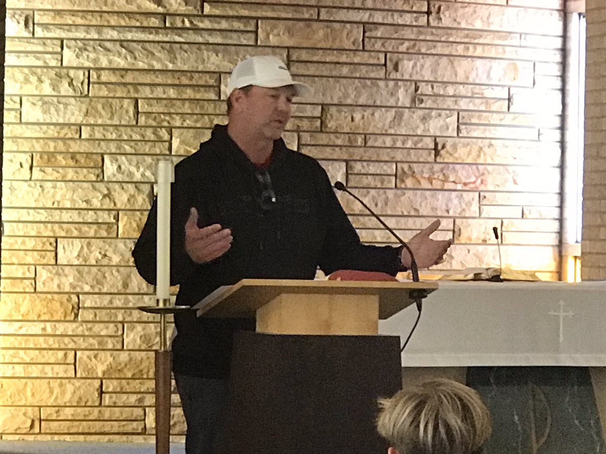 stxtigers_TFC's tweet photo. St. X would like to give a big thank you to Chris Redman for being our TFC speaker today. He encouraged us to choose friends that will hold us accountable and help us grow. He also reminded us that throughout all the highs and lows of life, our relationship with God remains true. https://t.co/wqLtpAgAOr