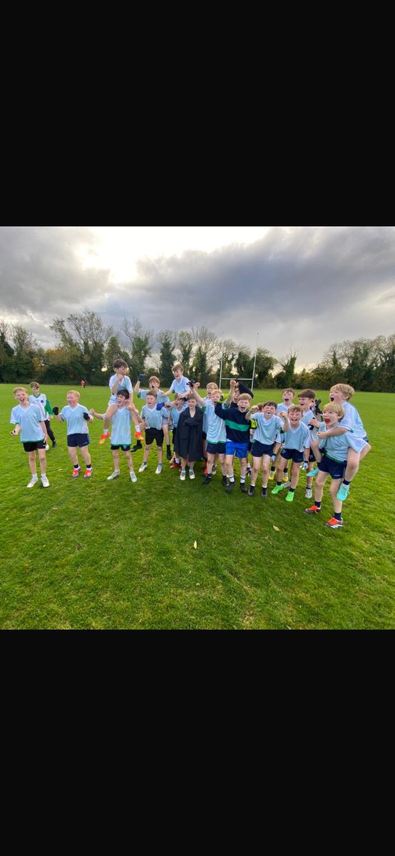 SBhride1917's tweet photo. Bua iontach ag ár mbuachaillí inniu vs Ballyboughal NS agus tá siad ag dul chuig Páirc an Chrócaigh anois an tseachtain seo chugainn. Táimid fíorbhródúil as na buachaillí 🎉😊 @CnmbDublin https://t.co/1LAx63oHSq