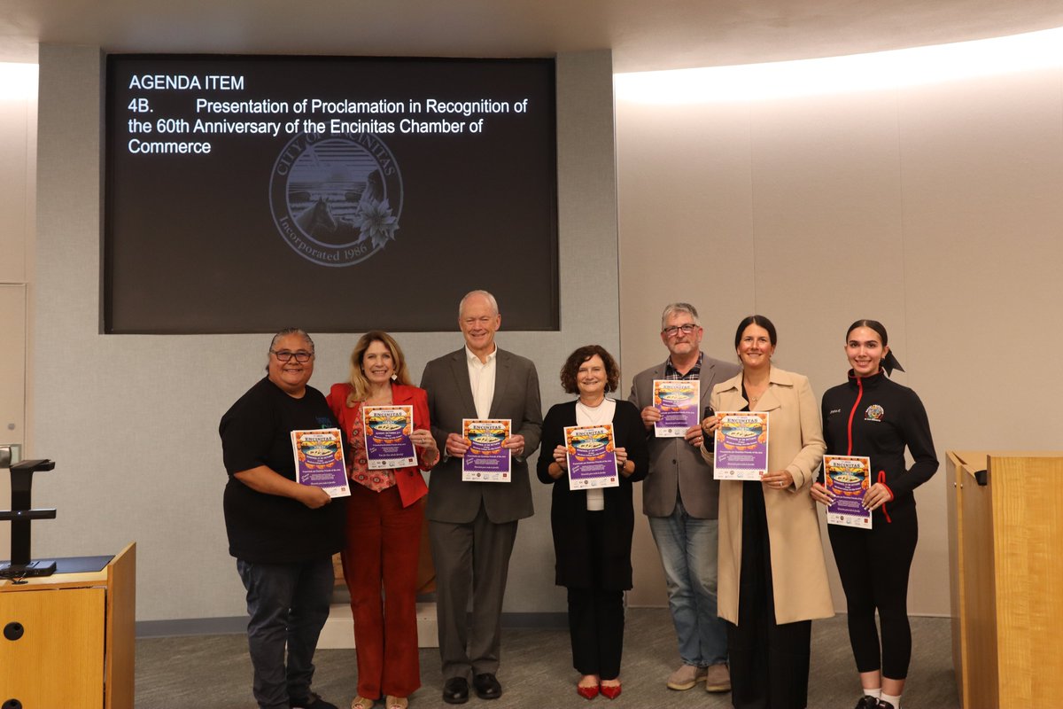 City Council honored the Encinitas Chamber for 60 years of service in support and advocacy of local businesses at the 10/16 City Council Meeting. Also, Ballet Folklorico de San Dieguito presented about the rich traditions of Mexico and their Dia de los Muertos event on 10/27