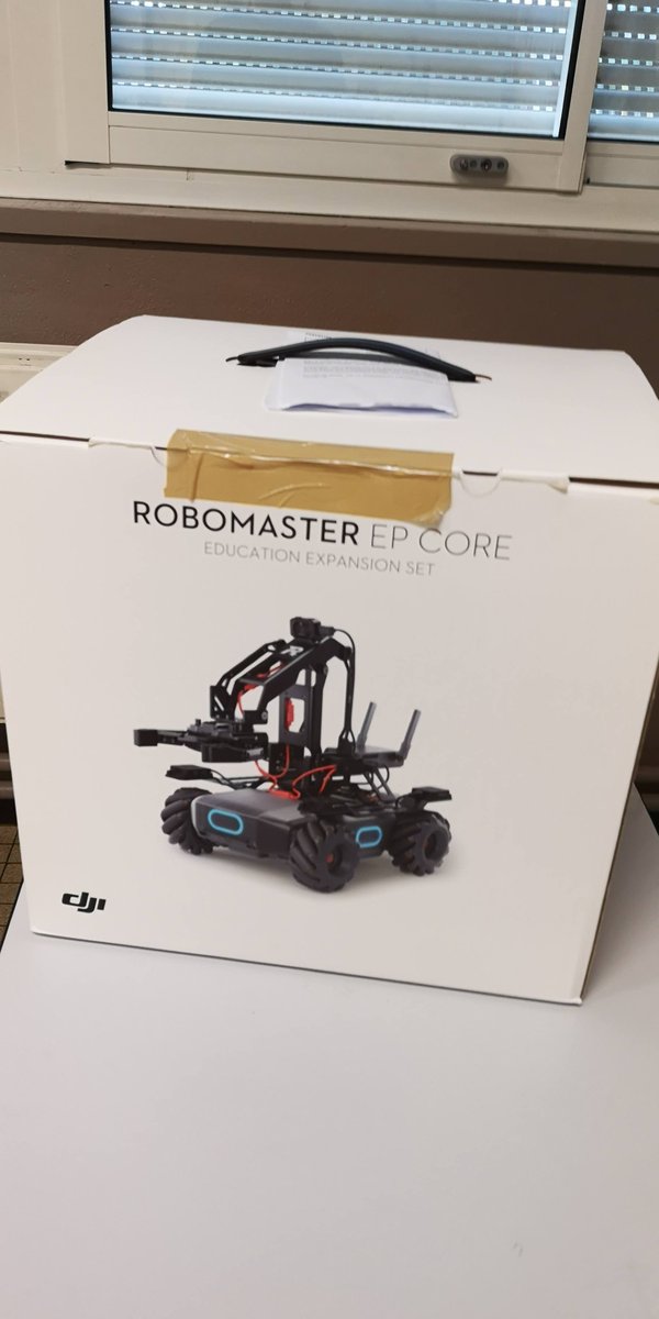 LabomathsS's tweet photo. 🔬✨ Découvrez le nouveau visage du #LaboMaths ! Un espace entièrement rénové avec du matériel à la pointe pour explorer les mathématiques autrement. 🧮🔢 L'innovation au service de l'apprentissage, prêt à inspirer nos futurs génies ! #Éducation #Innovation #Maths #LaboMaths https://t.co/4C9XugFfUO