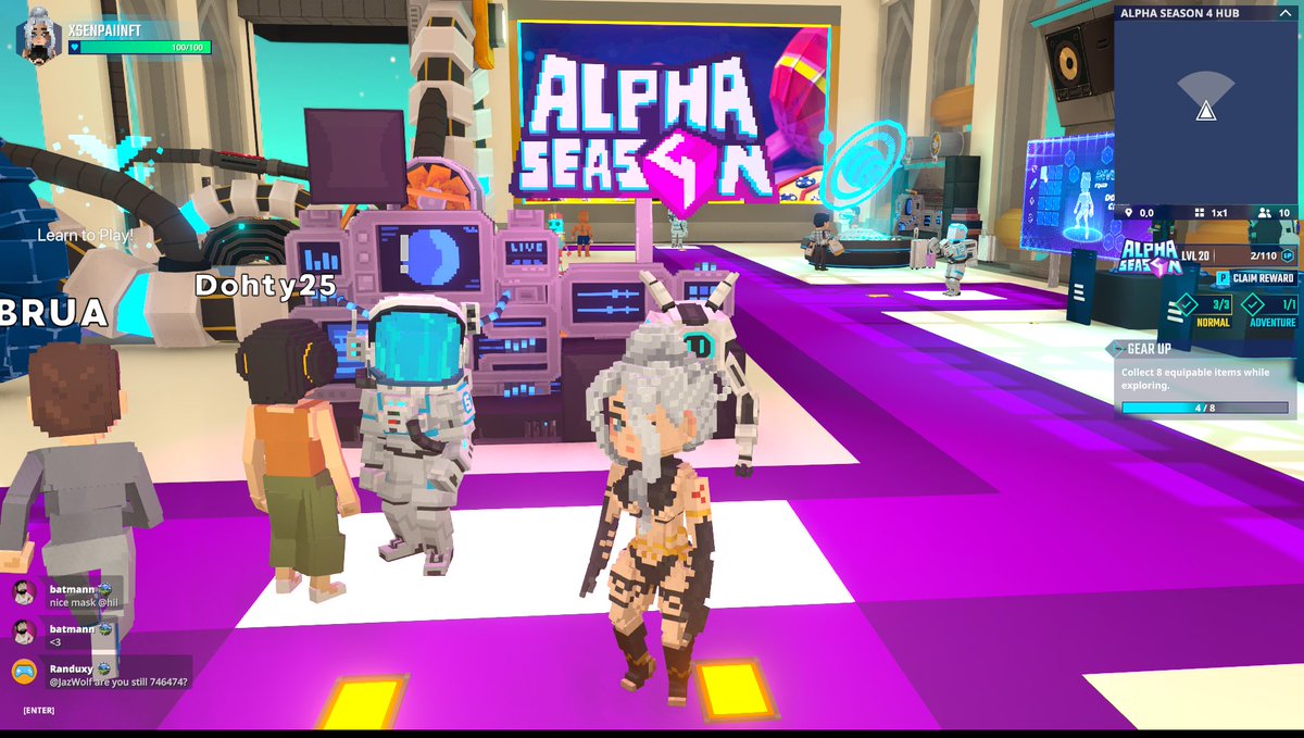 VIP moment in The Sandbox! 🤩 Just snapped a selfie with an awesome ambassador! 🤳 sandbox.game #TheSandbox #AlphaSeason4 #AS4SocialChallenge