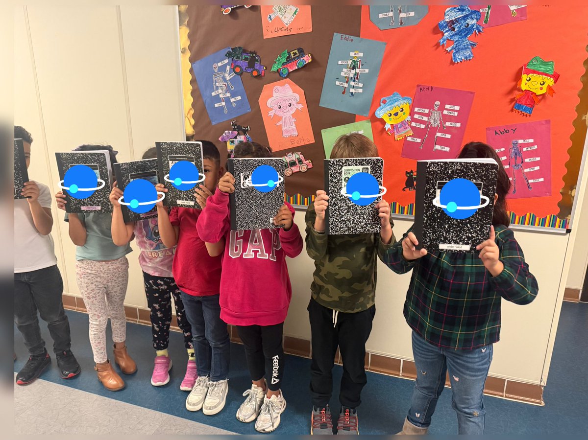 gigemITS's tweet photo. Livin’ it up in my science era! Word wall training with 3-5 led by @ScienceToolkit, science lab learning with K about magnets, & 5th grade @McGrawHillK12 materials arrived! #hitthesciencelotto #morethanjusttech @ANegretePrin @RRISDCurriculum @myam2 @RRISDTech @WellsBranchAIA https://t.co/2mCaBgtxwR
