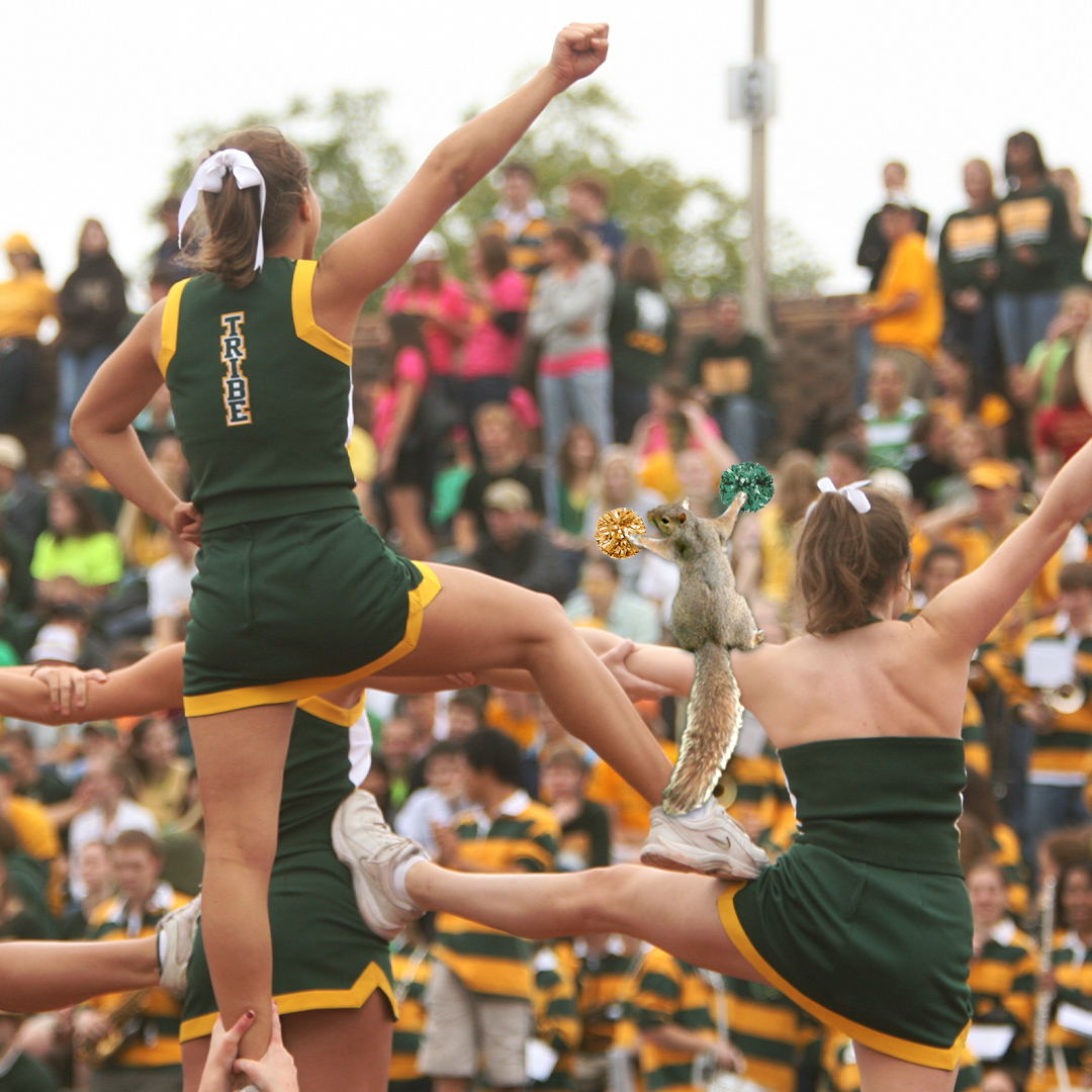 wmsquirrel's tweet image. Welcome, @WMAlumni  to #wmHomecoming!  The weekend is packed full of more than 100 events for you to enjoy and the weather is going to be perfect for the reunion weekend celebrations! Cheers to you all!