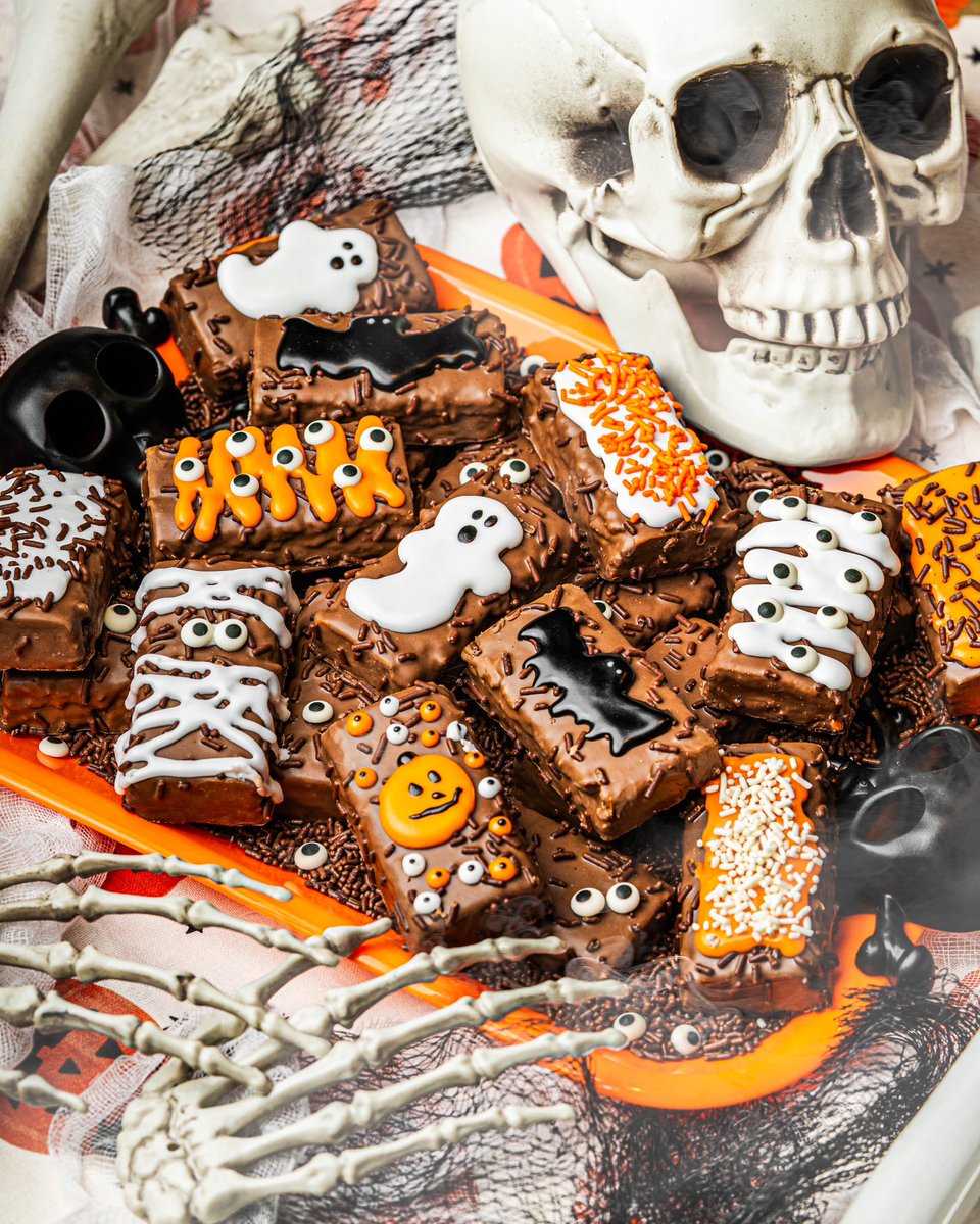 Get ready for Triple the Chocolate and Spooky Vibes this Holiday Szn! Because let’s be real, the only thing scarier than your neighbor’s candy stash is the fear of running out of Anabars! 👀👻🔪