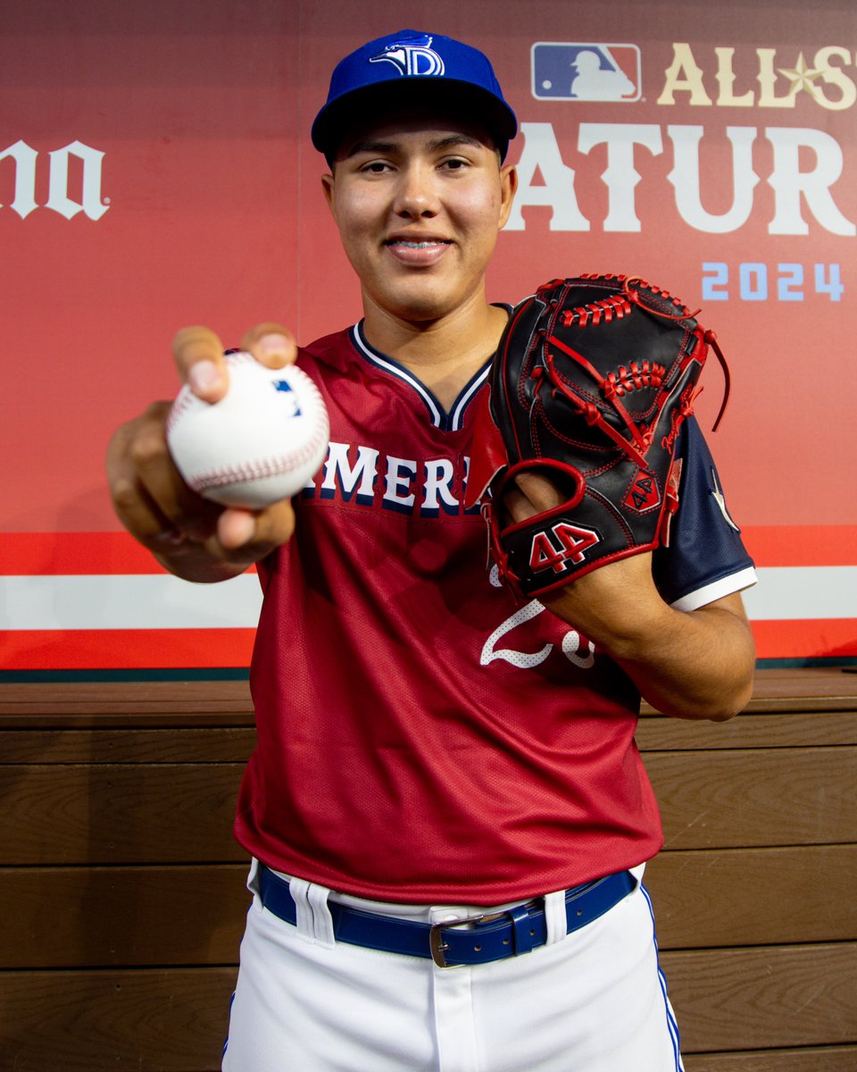 Toronto Blue Jays tweet media