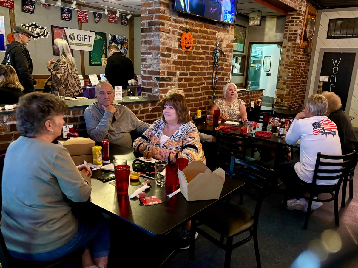 Thanks to everyone who was able to attend our GiFT Happy Hour at The Mack yesterday. We especially want to thank Boilermakers Local 27 and the Laborers Local 110 for sponsoring the event! You all are so appreciated for helping GiFT serve families of critically ill newborns. 🙏👶