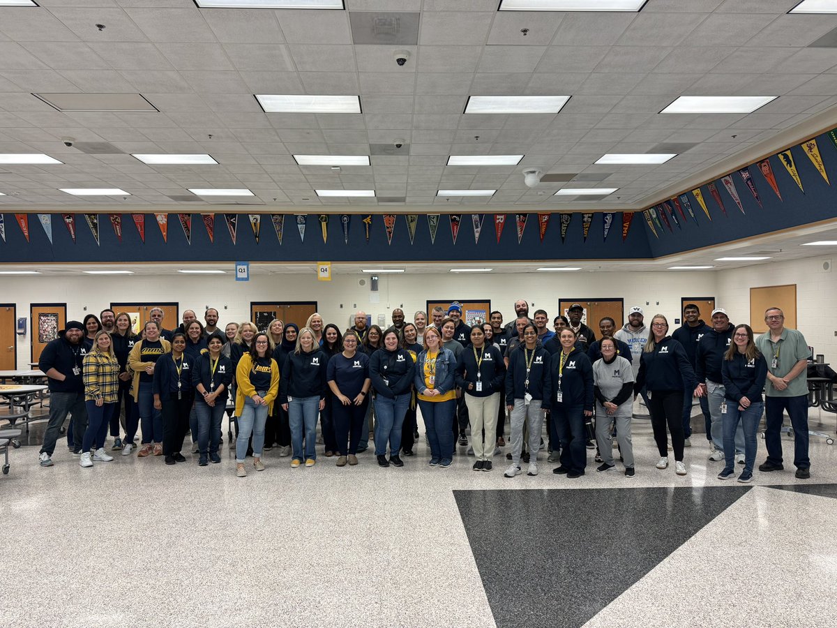 LCPS_Mercer's tweet image. More students and staff celebrating #ONELCPS!