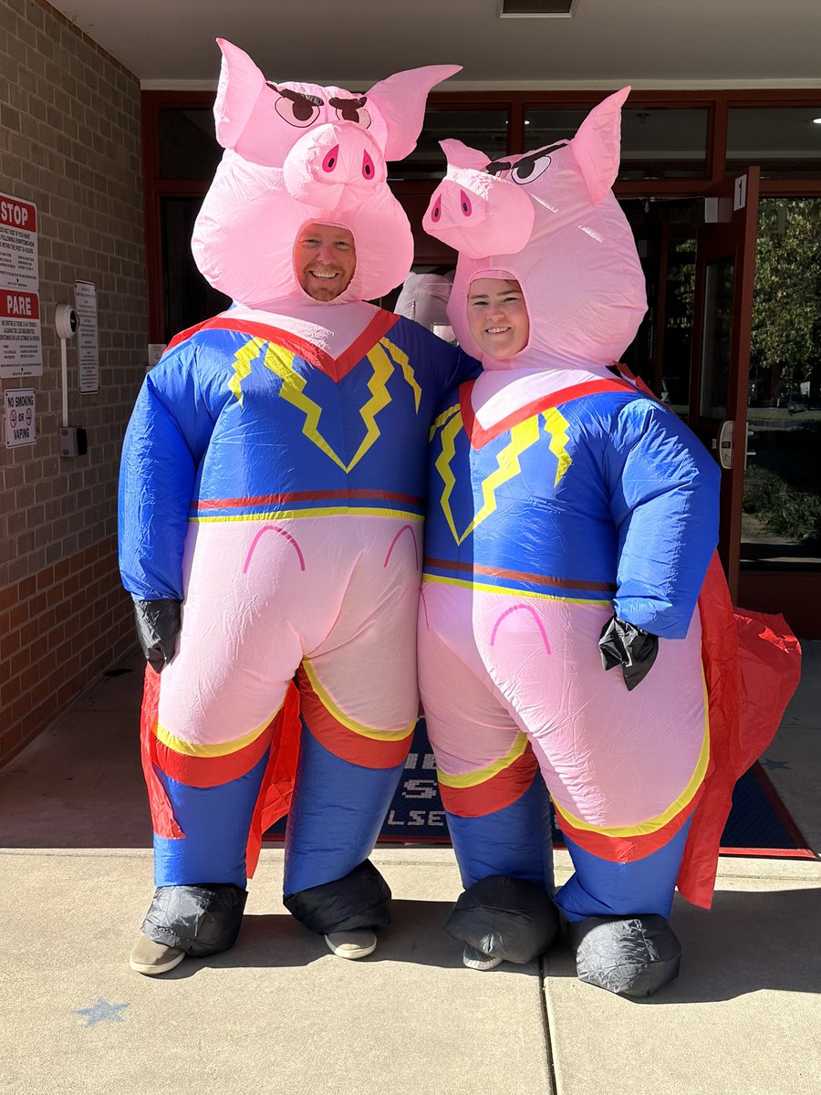 Betcha didn’t know that when LSE Super Stars kiss a pig, and there is a full moon, they magically transform into Super Pigs! #TeamLSESuperStars #LeadingLinton
