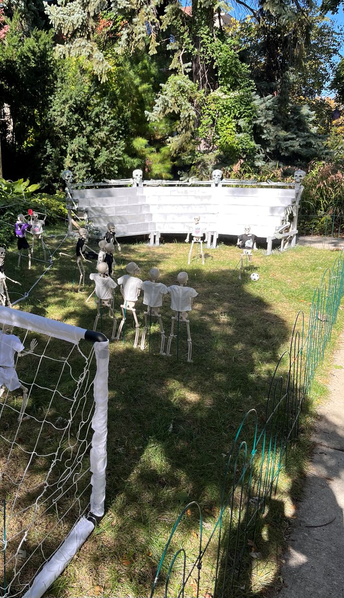 MartyGrego's tweet image. Soccer is really taking off in #Chicago. @ussoccer 

#Halloween, the most creative of holidays.