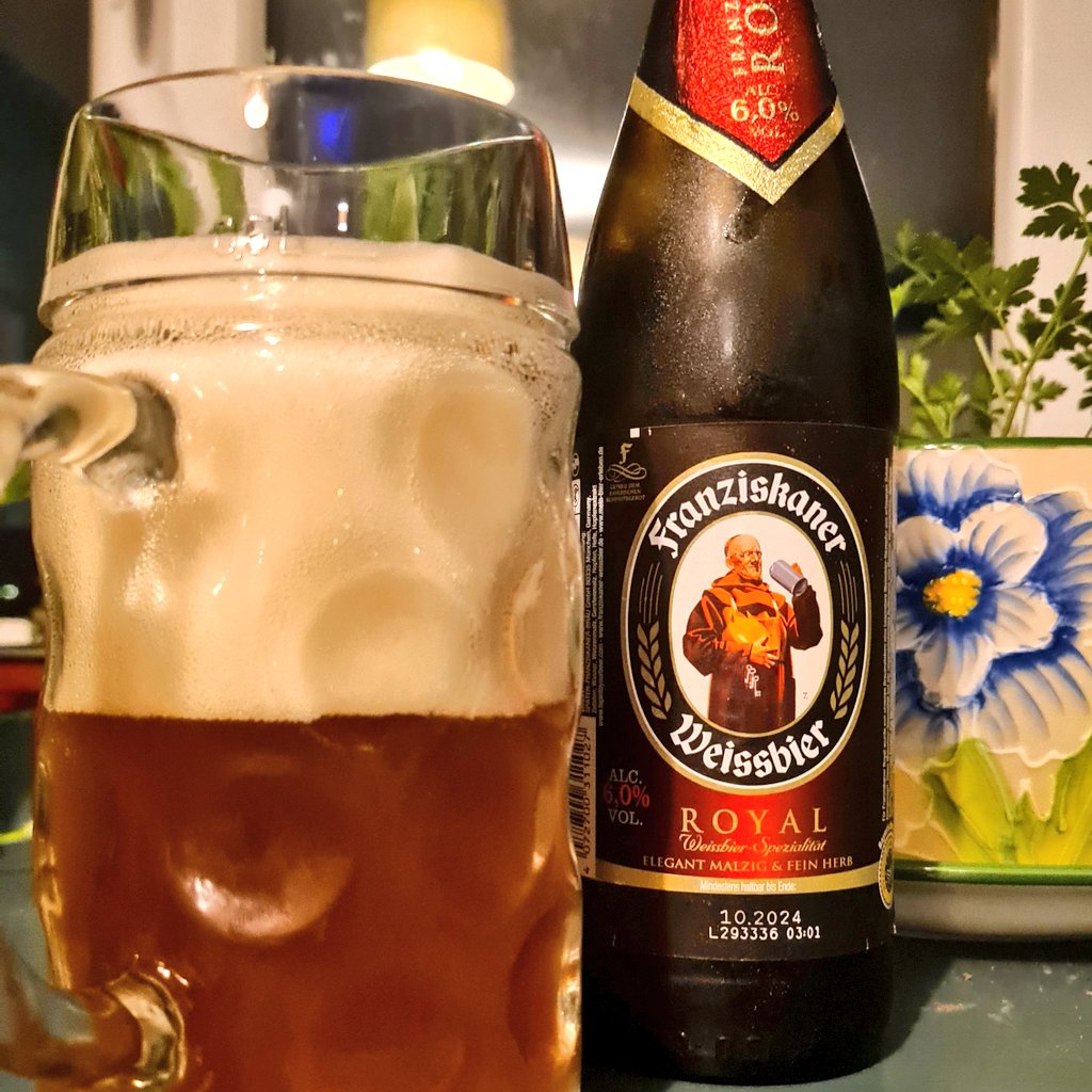 Decoction mashed (that was fun!) a Fellowship Of Beer hefeweisen today, so celebrating the end with a rare classic courtesy of <a href="/Beer_Bore/">Beer Bore</a> !

(Also, check out the colour from the mash before and after the decoction!)