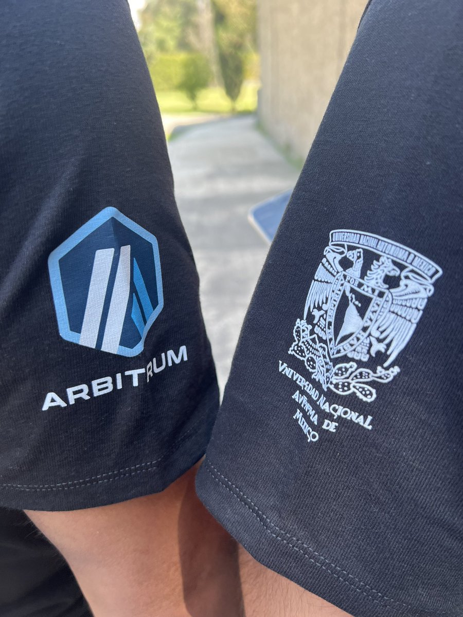 📢 Hoy en el 2° Simposio de Informática de la <a href="/FESC_UNAM/">FES CUAUTITLÁN UNAM</a> estamos listos para hablar sobre cómo Arbitrum está mejorando la escalabilidad de #Blockchain y haciendo que las transacciones sean más rápidas y eficientes. #Arbitrum 💙,🧡