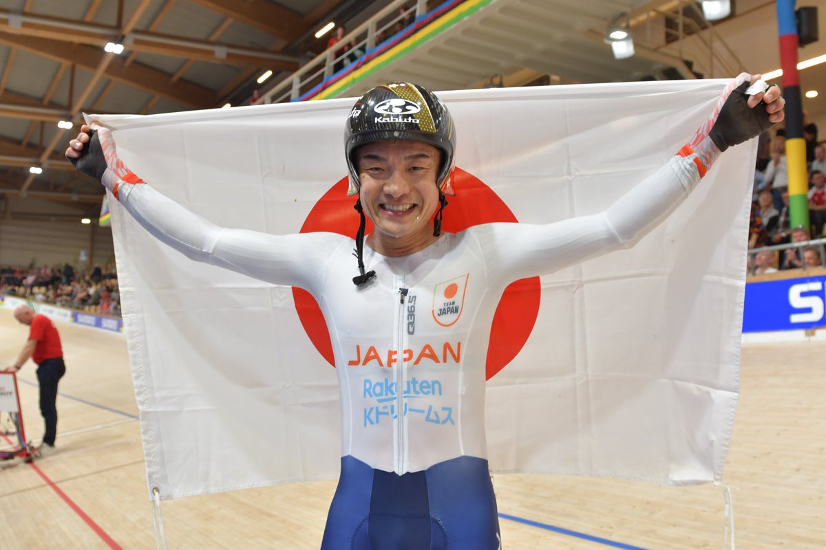 JCF_cycling's tweet photo. 2024UCIトラック世界選手権バレラップ・コペンハーゲン　デンマーク   
Day2
男子スクラッチレース
窪木一茂　優勝
世界チャンピオン！
アルカンシェル獲得！ https://t.co/UGAAN8rUPW