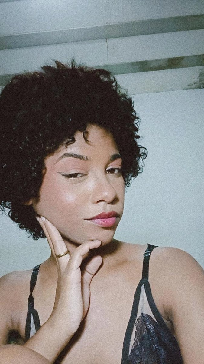 Aline (@_enilA18) / Posts / X