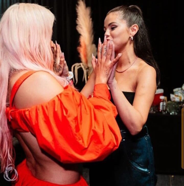 ColombiaKarolG's tweet photo. Karol G será parte de una de las actuaciones del segundo evento benéfico anual Rare Impact Fund de Selena Gomez, que tendrá lugar el 24 de octubre y será presentado por Billy Crudup. https://t.co/JLeLnrRRap