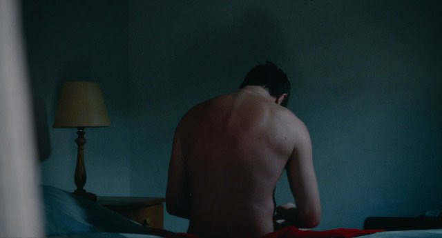 TheCinesthetic's tweet photo. Aftersun (2022) dir. Charlotte Wells https://t.co/6GEiKCHiDF