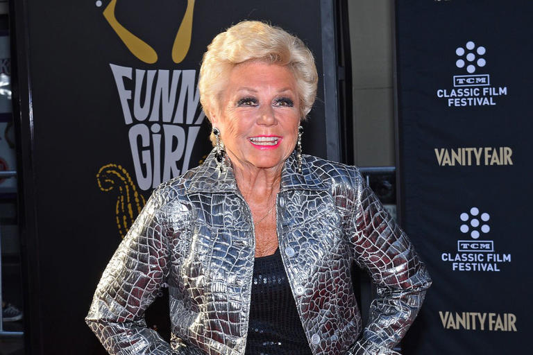 renmusb1's tweet photo. Mitzi Gaynor 93, ‘South Pacific' Star and ‘I'm Gonna Wash That Man Right Out of My Hair' Singer has died Oct. 17 of "natural causes. Film roles alongside Marilyn Monroe and Frank Sinatra. Her management team shared the news in a statement posted to social media Thurs morning.😢 https://t.co/SRHsGeJsya