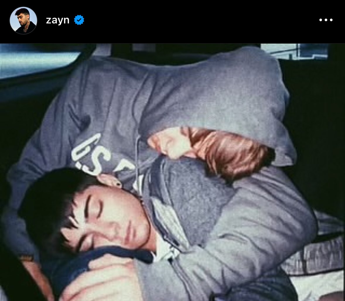 musictrendscol's tweet photo. #EsTendencia: Zayn se toma sus redes sociales para compartir su mensaje de despedida para Liam 😭❤️‍🩹 https://t.co/BJVziJgujC
