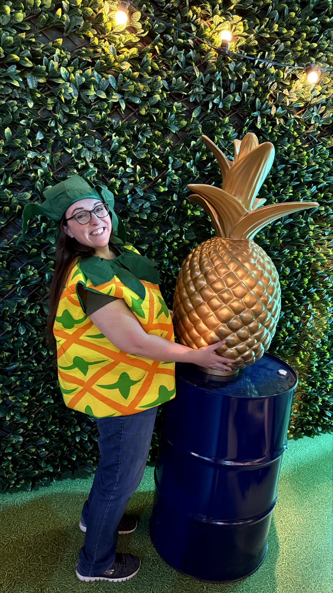 doothcrow's tweet image. I had an amazing time at the #TaskmasterExperience this week. I highly recommend!! &amp;amp; you can just go hang out, have a beer, have a sandwich &amp;amp; check out the little #Taskmaster museum!! Perfect for any Taskmaster fan. Thank you @AlexHorne, thank you @taskmaster, thank you @gdavies