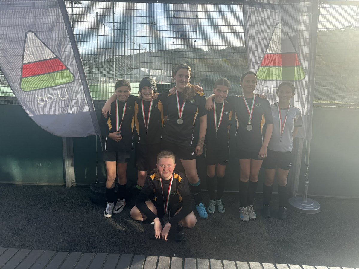 AddGorffGwyr (@addgorffgwyr) on Twitter photo Llongyfarchiadau mawr i bawb fu’n cystadlu yng nghystadleuaeth pêl droed yr Urdd! Gemau gwych ac ymdrech arbennig 👏✊ Congratulations to all who competed in the <a href="/chwaraeonyrurdd/">Chwaraeon yr Urdd</a> 5 a side football tournament. Games of a very high standard, and a huge effort from all players ⚽️ Llongyfarchiadau mawr i bawb fu’n cystadlu yng nghystadleuaeth pêl droed yr Urdd! Gemau gwych ac ymdrech arbennig 👏✊ Congratulations to all who competed in the <a href="/chwaraeonyrurdd/">Chwaraeon yr Urdd</a> 5 a side football tournament. Games of a very high standard, and a huge effort from all players ⚽️