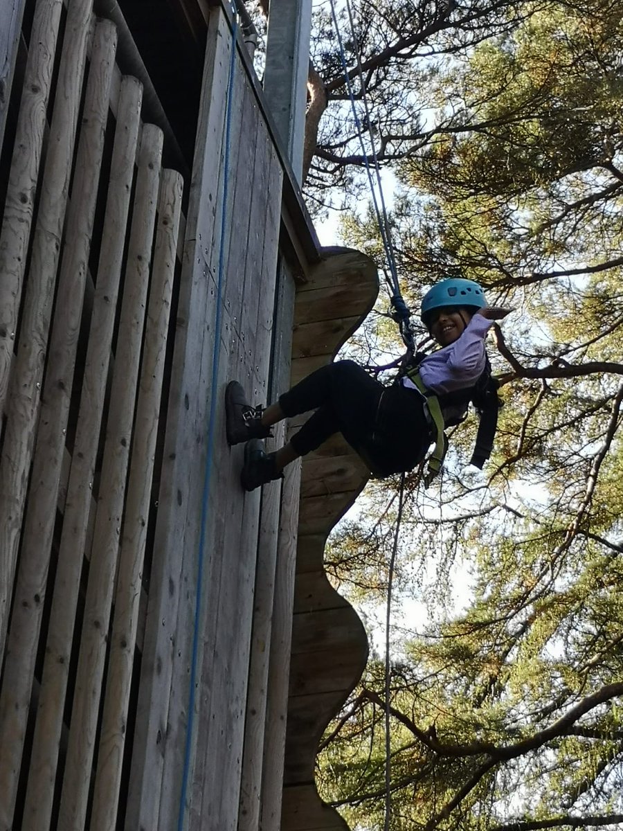 NewMiltonJunior's tweet photo. Group 5 abseiling https://t.co/V9fZl1Fv8o