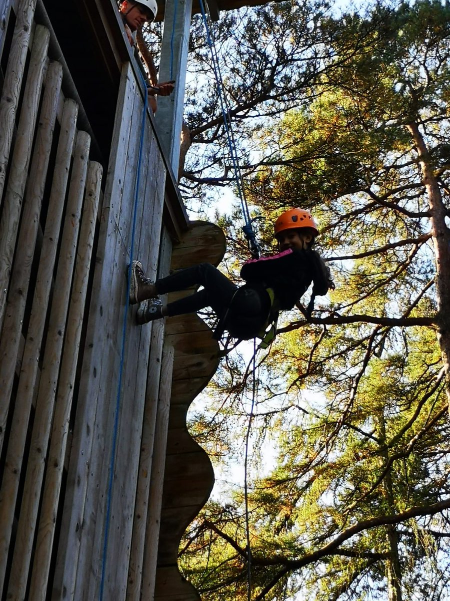 NewMiltonJunior's tweet photo. Group 5 abseiling https://t.co/V9fZl1Fv8o