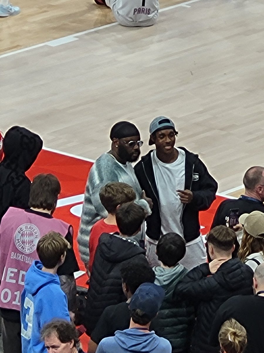 War nh geiler Abend ❤️🤍 Mathys auch am supporten