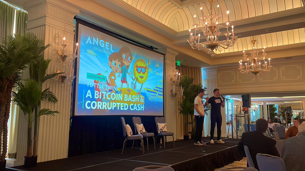 Gryffindave's tweet photo. About to watch the premier of @TuttleTwinsTv sequel on #Bitcoin at #LABitcoinDay 🤩 https://t.co/CAzEBXHANX