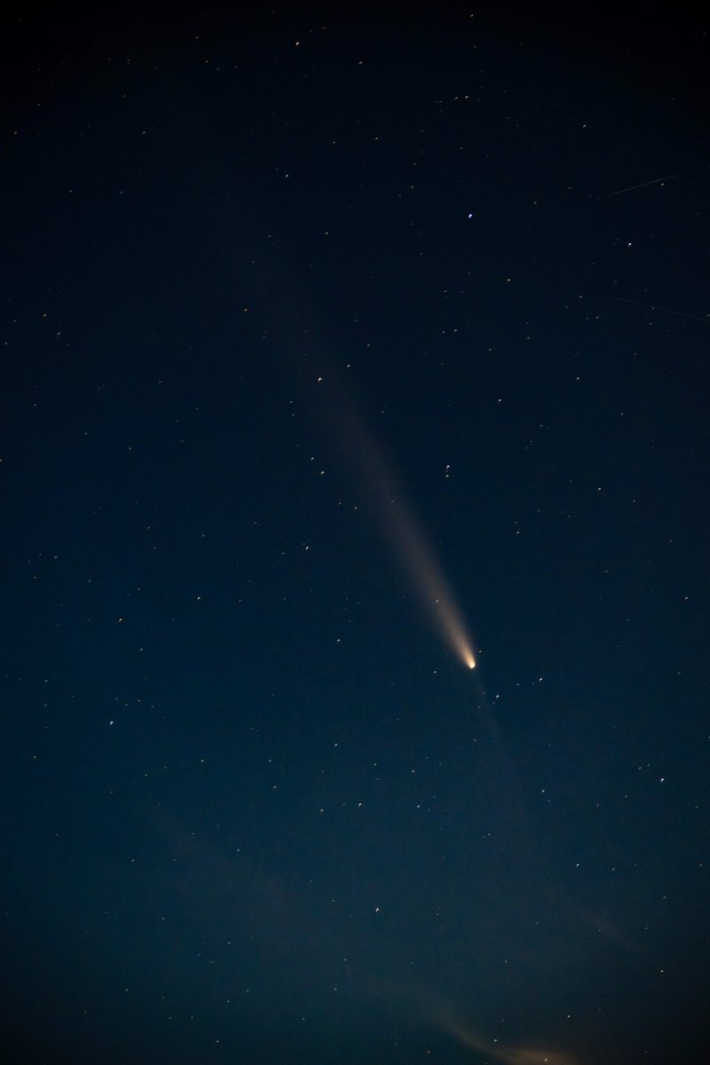 FreddyFuentes's tweet photo. “The heavens declare the glory of God; the skies proclaim the work of his hands” (Psalm 19:1).

Comet C/2023 A3 Tsuchinshan-ATLAS from Perrysburg, OH

Finally got to see and photograph the comet 😃 https://t.co/cph0VHoUgO
