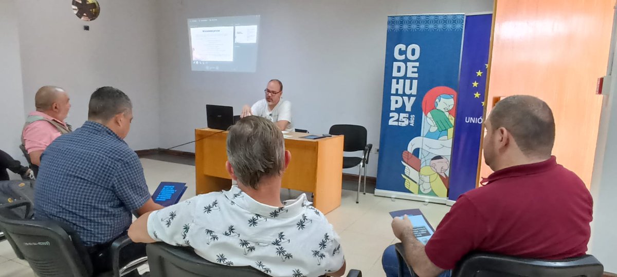 En el marco de una gira nacional el Sindicato de Periodistas del Paraguay presentó hoy la propuesta de Ley de Protección a Periodistas y personas Defensoras de Derechos Humanos a comunicadores y comunicadoras del Departamento de Itapúa.