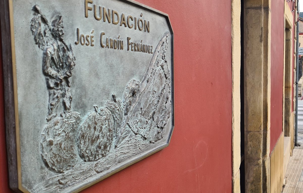 Fundacioncardin's tweet image. El #AHOV sigue creciendo y dando alegríes, vamos entamar una collaboración bien prestosa, que sabemos nos aporta hestories, saberes y xente ya desapaecío. Gracies por animavos y recorda-y que ta abiertu pa tola xente que nos quiera cuntar histories. @GrupoElGaitero  @GobAsturias