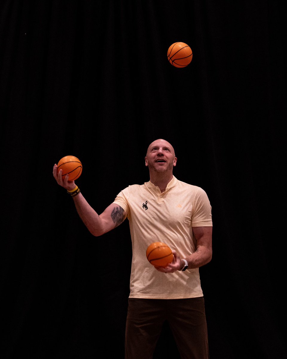 Wyoming Cowboy Basketball tweet media