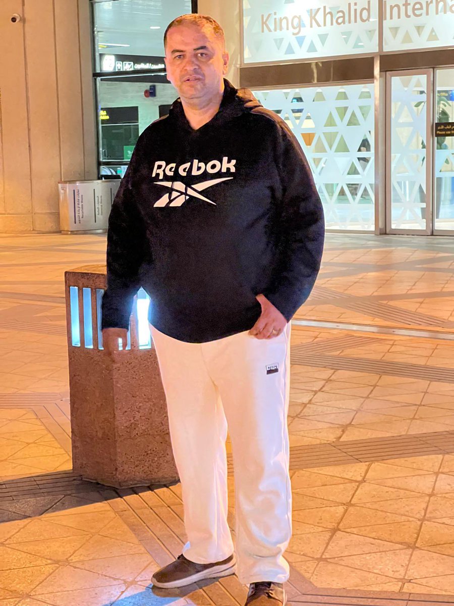 رحلتي اليوم من ولاية  فلوريدا إلى أفق الدوحة، وصولًا إلى قلب الرياض، المدينة التي عشت فيها 15 عامًا من حياتي. الشوق لرؤيتها كان عميقًا، وكأنني أعود إلى بيتي الثاني. كل محطة في الرحلة كانت مميزة، لكن رؤية الرياض مجددًا كانت لحظة خاصة مليئة بالحنين والذكريات.”