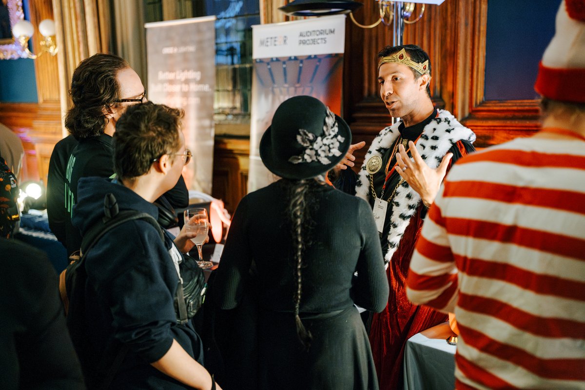 Meteor Lighting tweet media