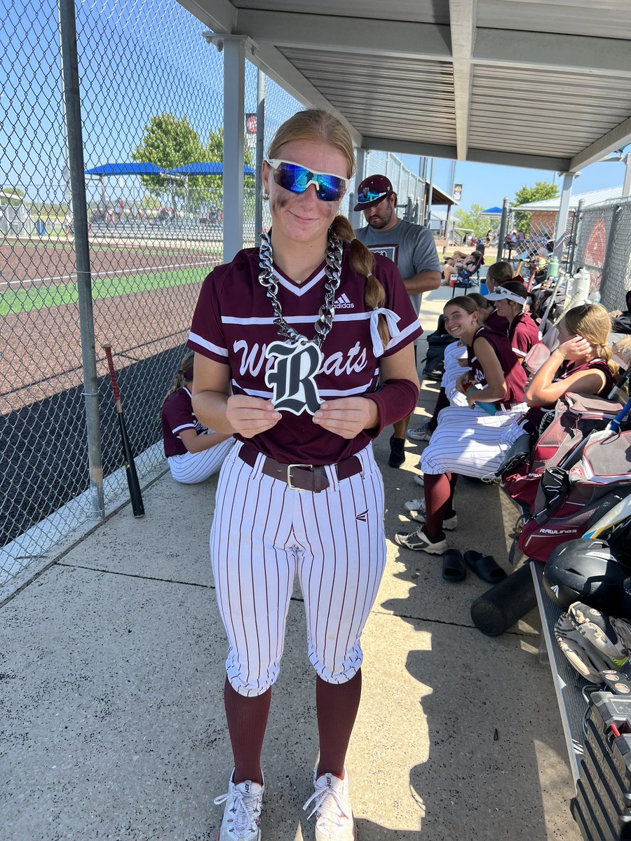 LRdiamondCats's tweet photo. Cats drop the district game tonight. Prenger was our Do Your Job winner. To our one senior Syri thank you for your contributions and good luck to you…keep you heads up and keep putting the work in to get better #LRPride https://t.co/wdvucgeMzv