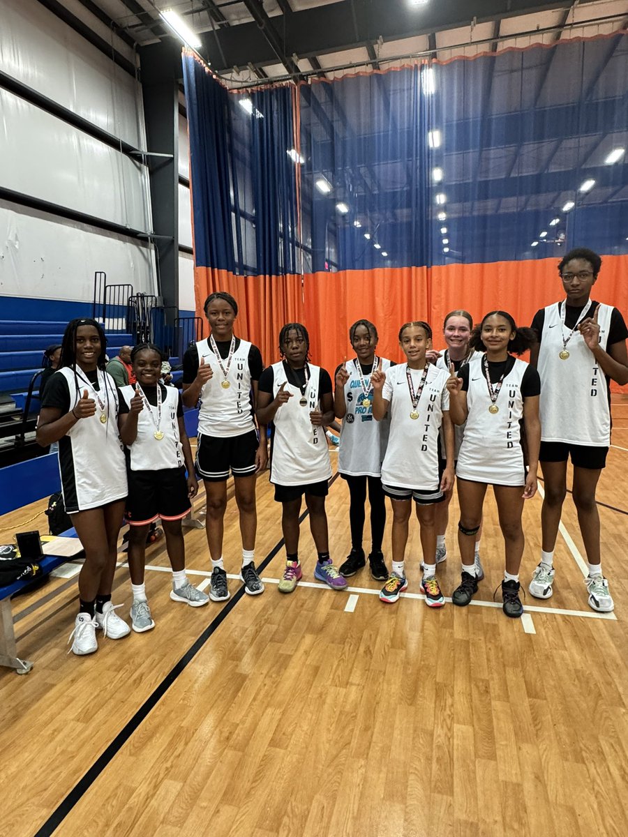 BallHerHoopsCLT's tweet photo. Shout to Concord Crazies Futures for winning the Futures all star game. In an overtime win 33-30. Shoutout to London Truesdale for winning all star MVP and a game winning bucket. https://t.co/uUX8TmDYjq