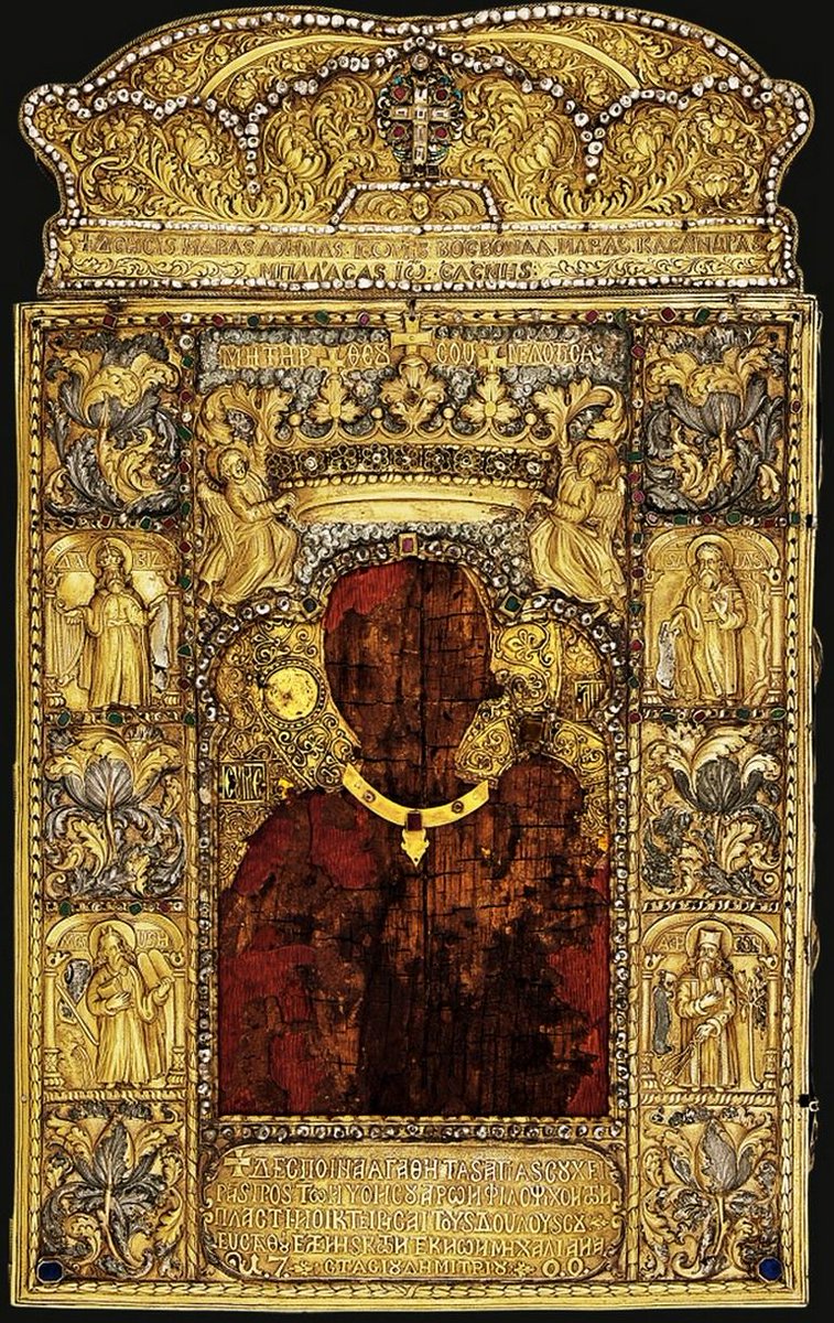 The Holy icon of Panagia Soumela painted by St. Luke the Evangelist.
The icon predates the Monastery of Panagia Soumela (386-1923), built at Trapezounta in Pontus, on a high rock, where the icon was kept for centuries.