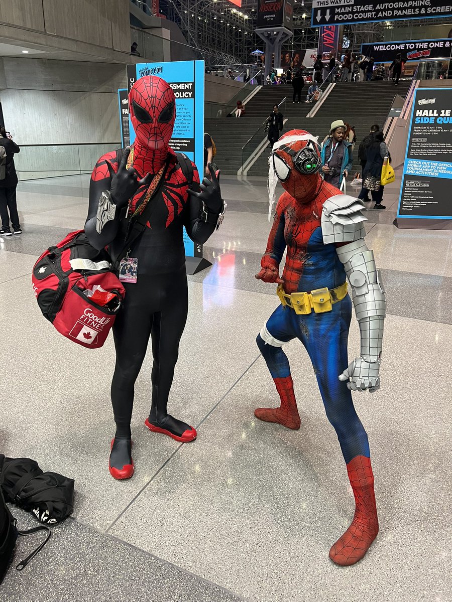 🕸️ Currently at NYC for Comic Con!
I’m the one on the left ofc. Superior Spidey :)

More on my Instagram, <a href="/altegokash/">Kash</a>. Maybe I need to make a Twit cosplay account too. 🤔