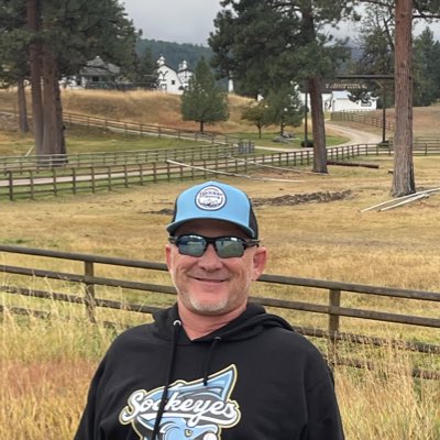 8woodys's tweet photo. #NewProfilePic https://t.co/ftMU9tTV93