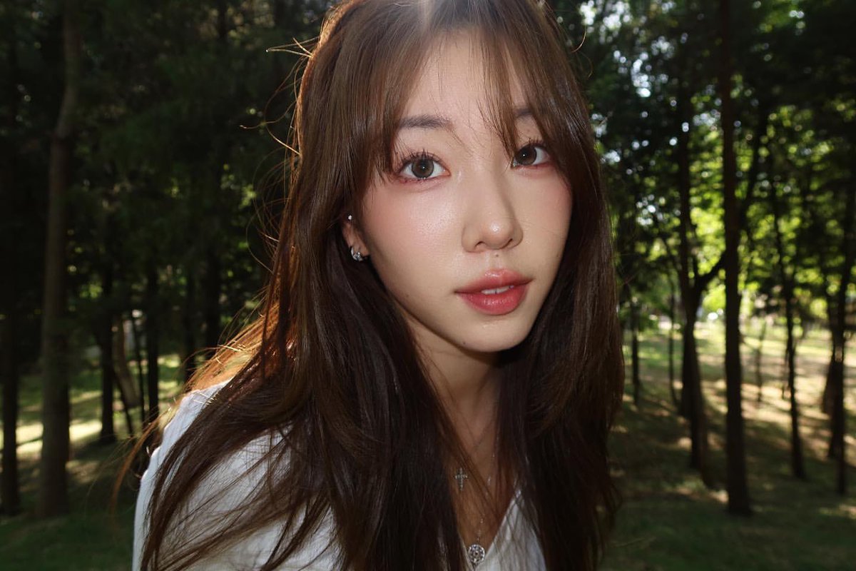 luckky_kkaenji's tweet photo. A thread of #TIMETURNER #타임터너 contestant #ANNATALIAYI/#ANNATALIA’s talents/skills (aka why u should vote for her) 🧵: https://t.co/Qvg18bpYdL