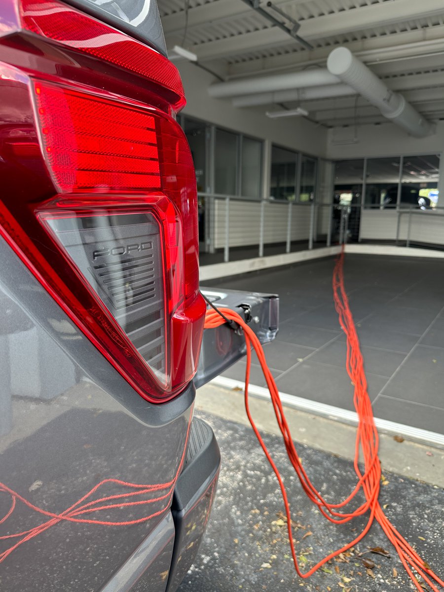 Car Dealership Guy tweet media