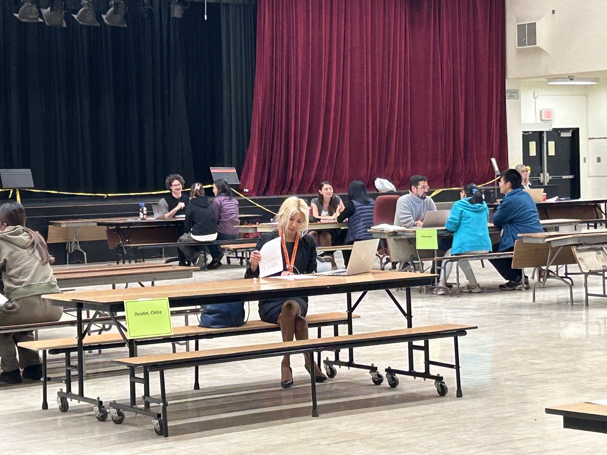 ayjacksonss's tweet photo. Successful Parent-Teacher Interview Night at AY Jackson! Great connections made to support our student’s academic progress, growth, and success. #AYJackson #StudentSuccess @pctdsb @JamesX_Li https://t.co/wxp7XSJ2Lx