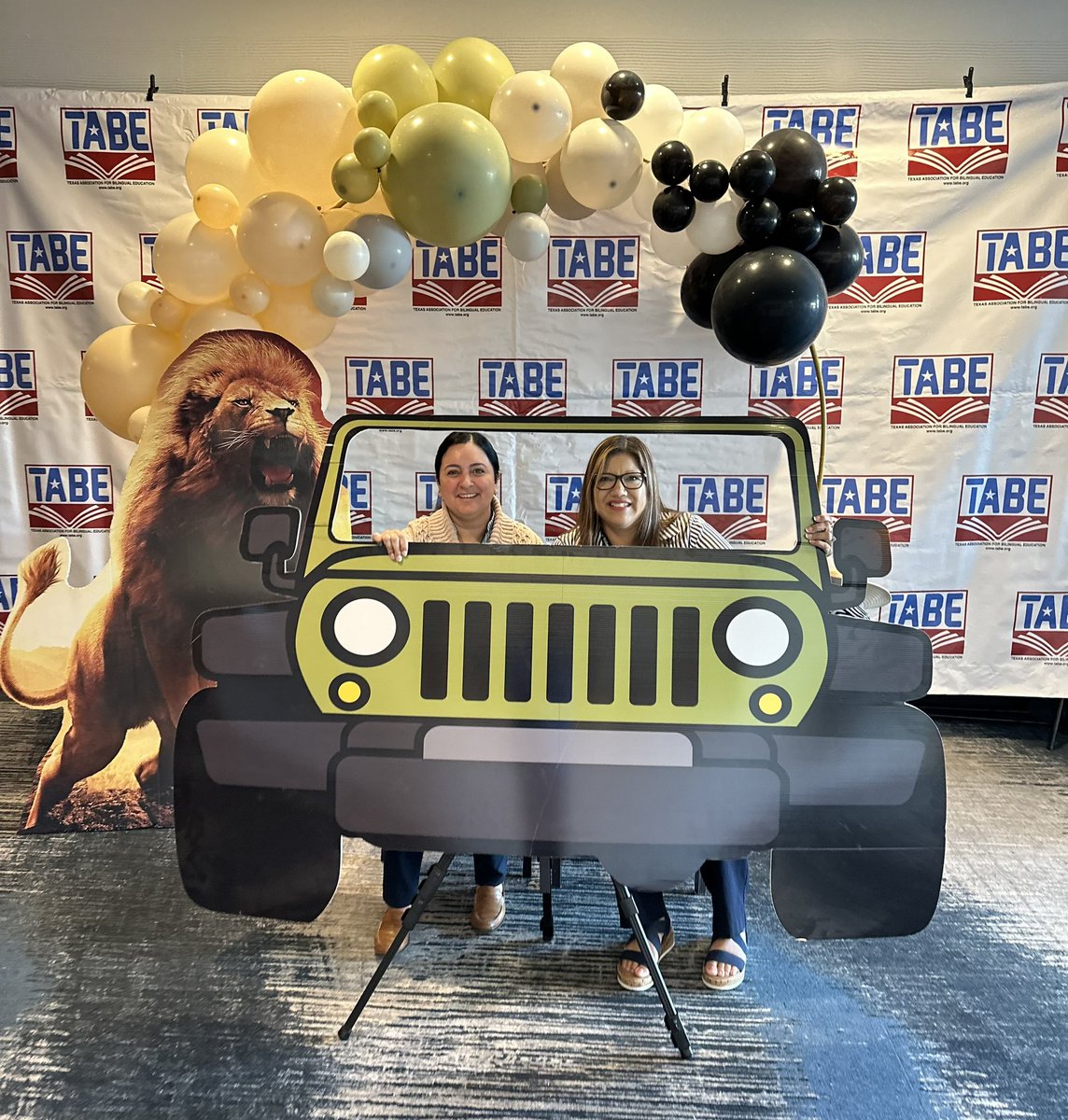 Sandy Solis tweet media