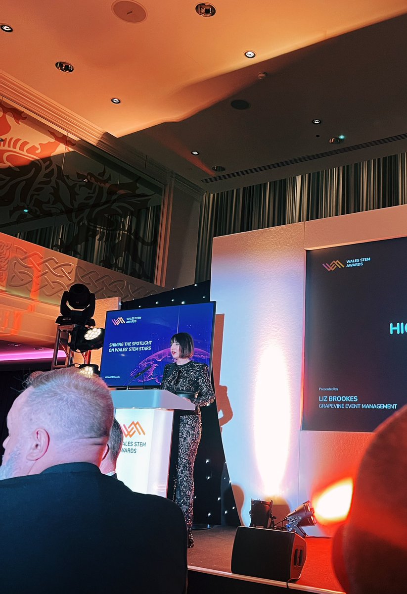 Alice Gray tweet media