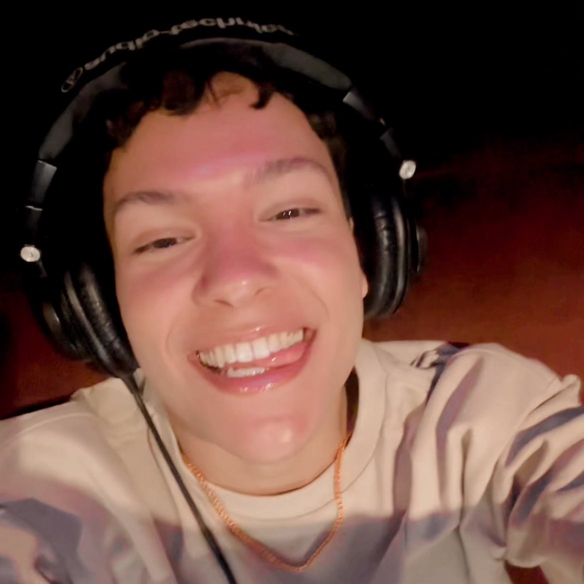 omarsbreathe's tweet photo. @OmarRudberg happiest boy on earthhhhh https://t.co/W83gu1GTPt